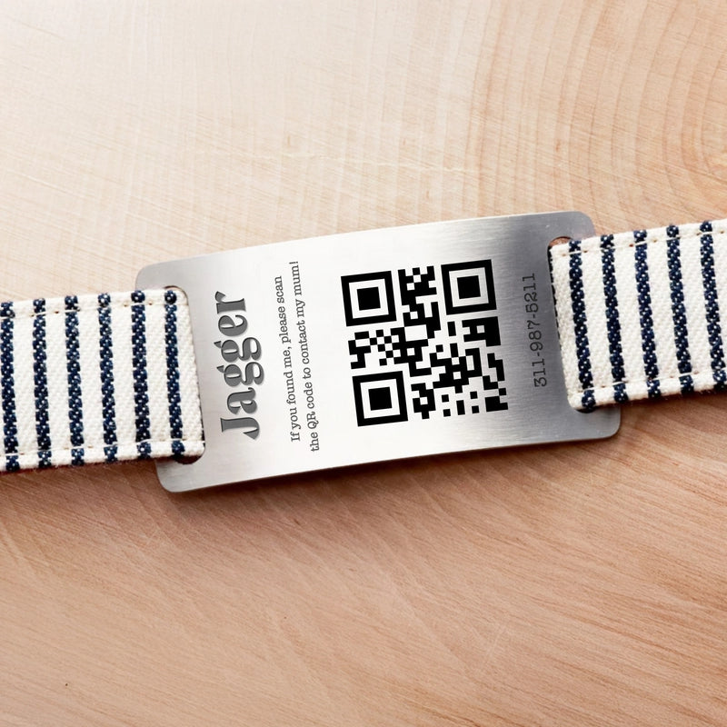 Personalized QR Code Dog Collar & ID Tag – Scan for Owner Info