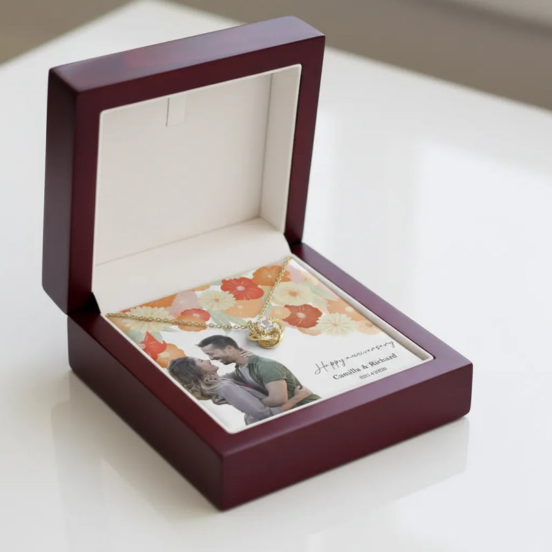 Custom Love Knot Necklace - Couple Photo